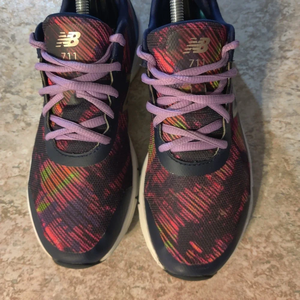 New Balance 711 Shoes Women's 7.5 D Running Gym Comfort Sneakers Rainbow